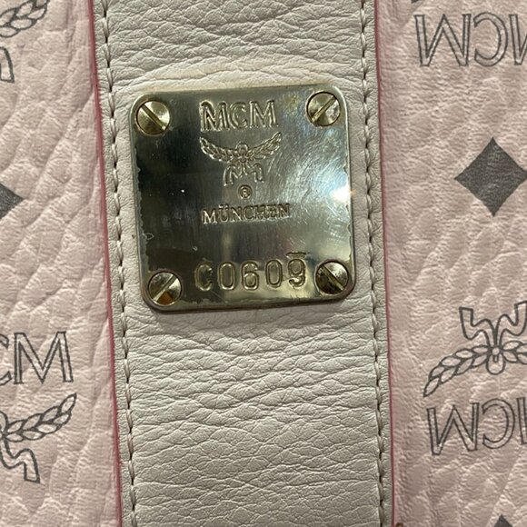 MCM Visetos Medium Liz Reversible Shopper Tote Powder Pink (JB1336) - Picture 2 of 10